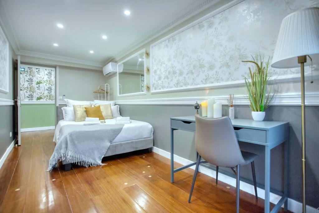 Le Nid Parisien Triplex Cosy Et Chaleureux Lejlighed Eksteriør billede