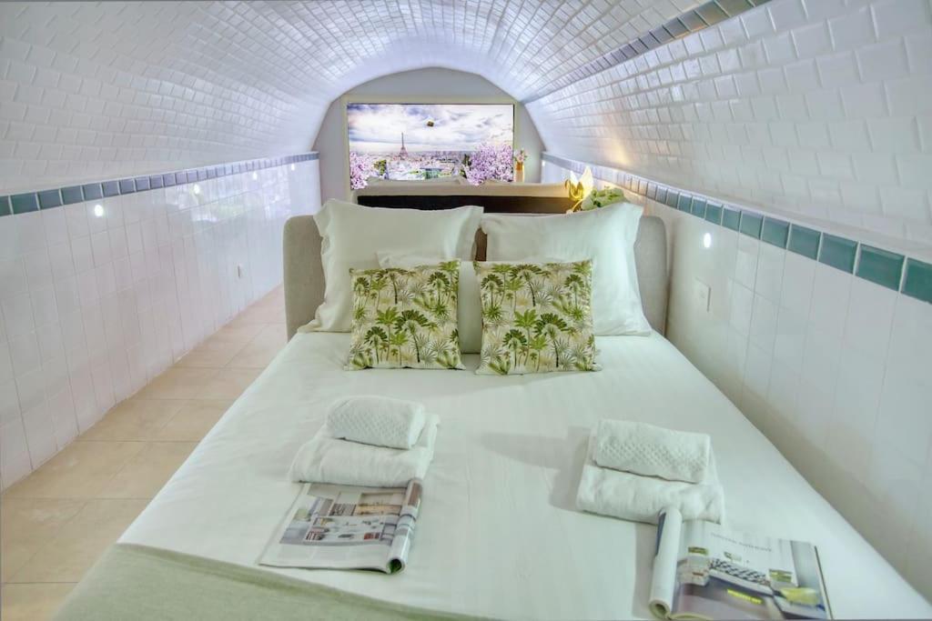 Le Nid Parisien Triplex Cosy Et Chaleureux Lejlighed Eksteriør billede