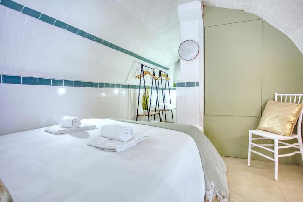 Le Nid Parisien Triplex Cosy Et Chaleureux Lejlighed Eksteriør billede