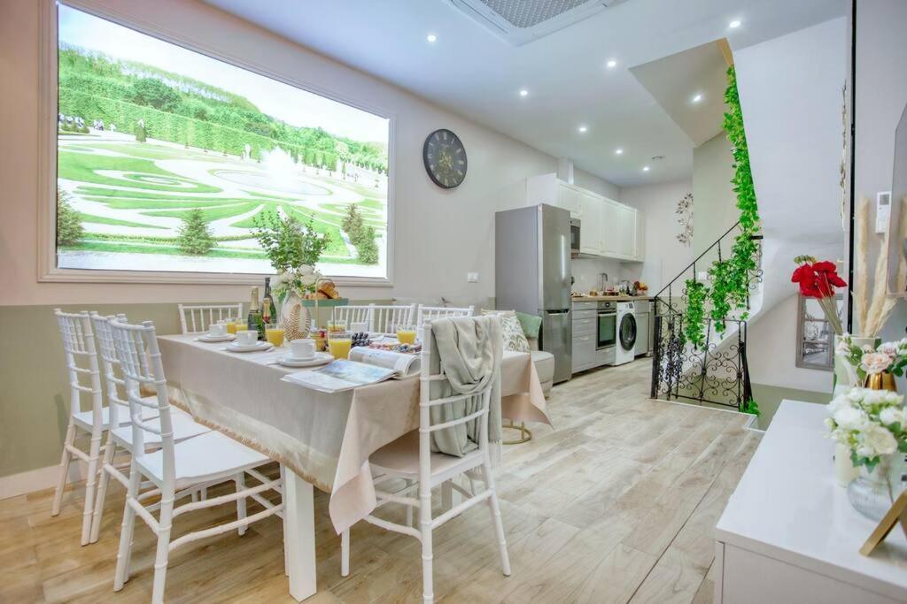 Le Nid Parisien Triplex Cosy Et Chaleureux Lejlighed Eksteriør billede